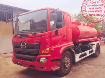 Xe tải Hino 16 tấn Phun nước rửa đường 7.5 M3