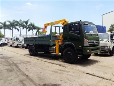 Xe Dongfeng Trường Giang lắp cẩu – Xe tải Trường Giang 2 cầu lắp cẩu 5 tấn SCS513